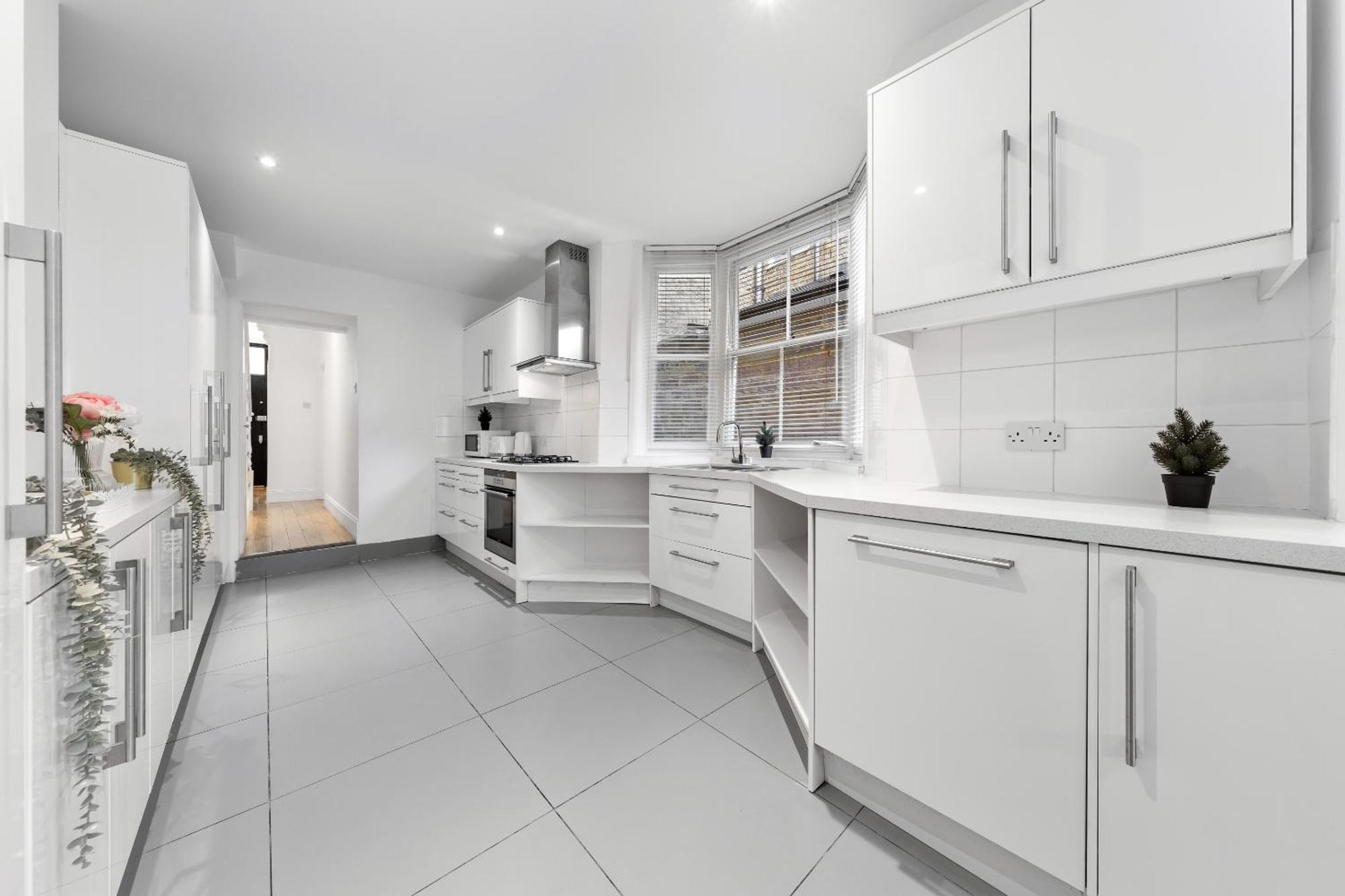 Luxury 4-Bedroom Modern Flat In Central London Steps From Station, Sleeps 9 In Style! Luaran gambar