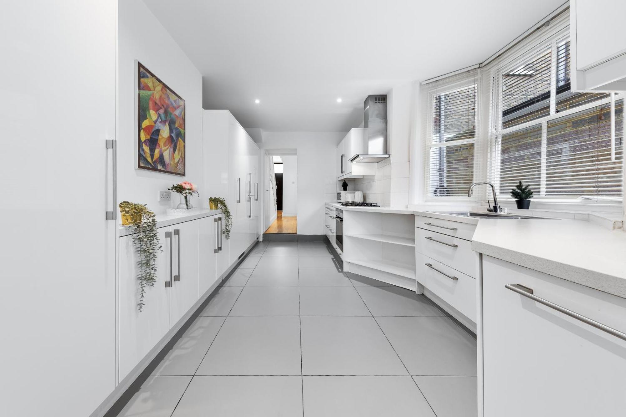 Luxury 4-Bedroom Modern Flat In Central London Steps From Station, Sleeps 9 In Style! Luaran gambar