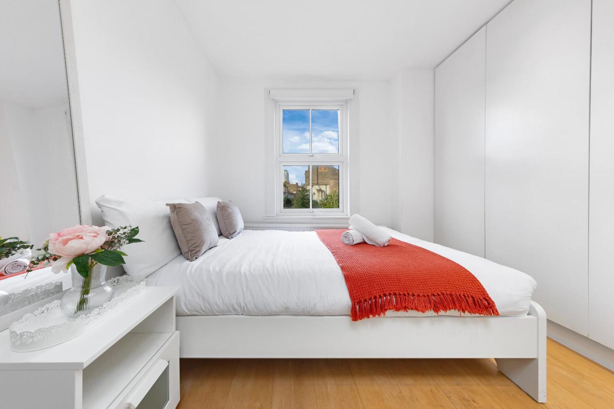 Luxury 4-Bedroom Modern Flat In Central London Steps From Station, Sleeps 9 In Style! Luaran gambar