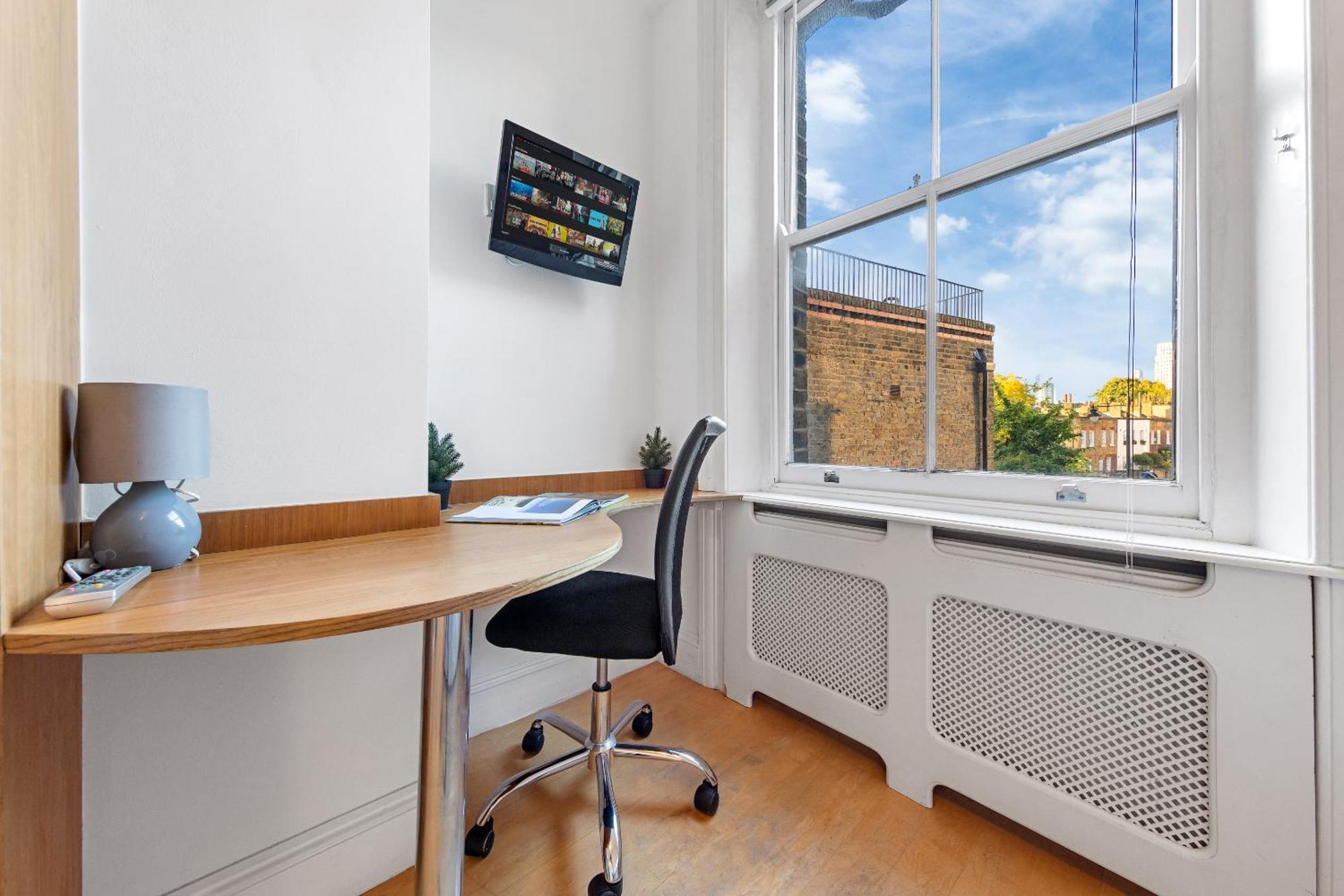 Luxury 4-Bedroom Modern Flat In Central London Steps From Station, Sleeps 9 In Style! Luaran gambar