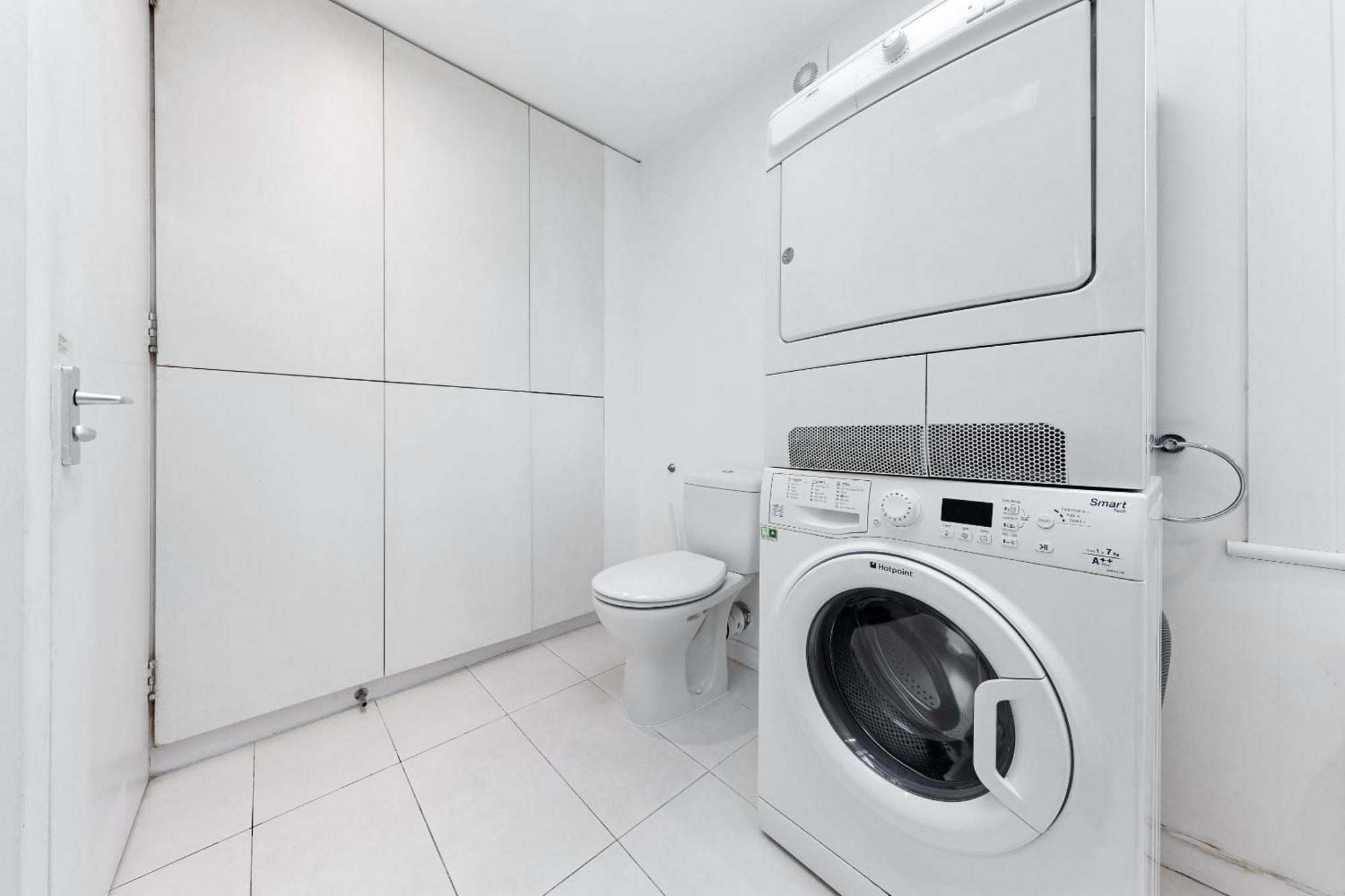 Luxury 4-Bedroom Modern Flat In Central London Steps From Station, Sleeps 9 In Style! Luaran gambar