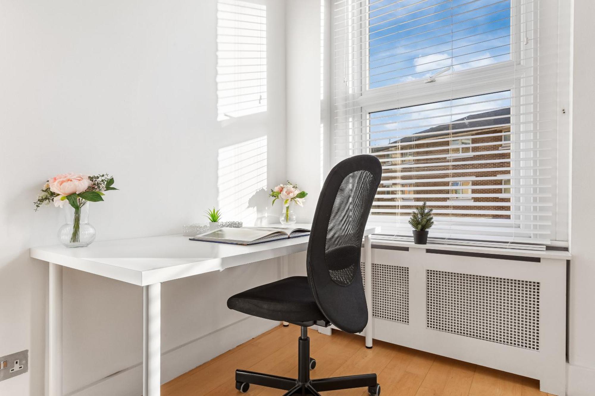Luxury 4-Bedroom Modern Flat In Central London Steps From Station, Sleeps 9 In Style! Luaran gambar
