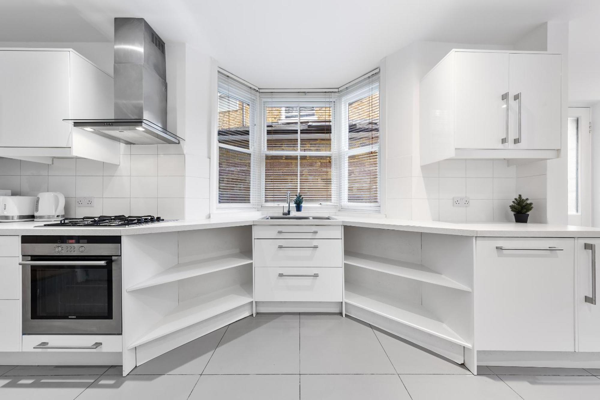 Luxury 4-Bedroom Modern Flat In Central London Steps From Station, Sleeps 9 In Style! Luaran gambar
